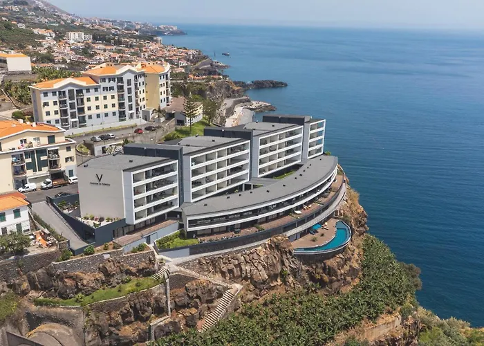 Big Cliff - Ocean View By Ah